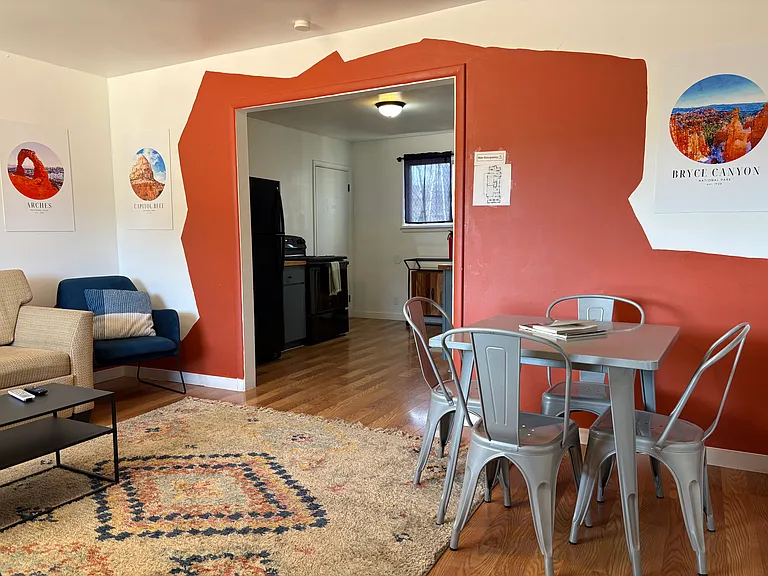 170 E 100 N #6 — Photo 8