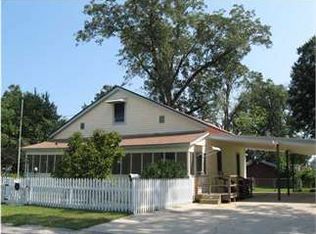 406 Front St, Century, FL 32535