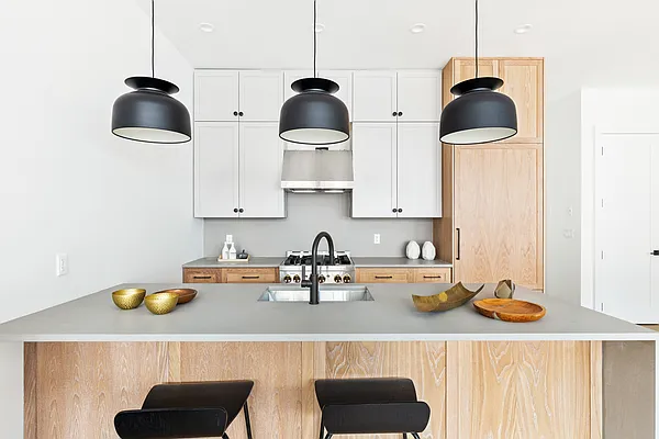 Rented by Compass | media 19