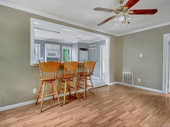 5th image of 9343 Carroll Ln