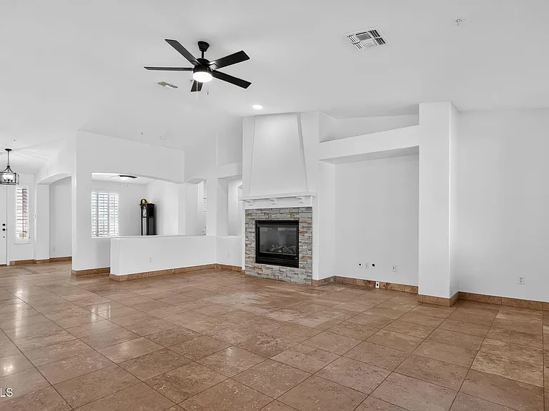7742 E Los Gatos Dr — Photo 15