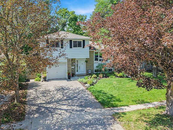 2nd image of 35 Jills Ct