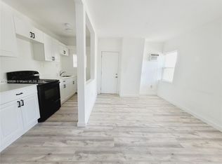 1922 NW 1st St #2, Miami, FL 33125