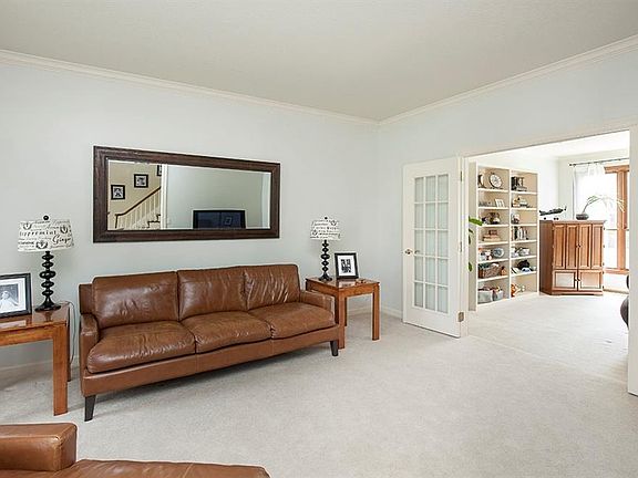 5th image of 6109 Brandywine Dr