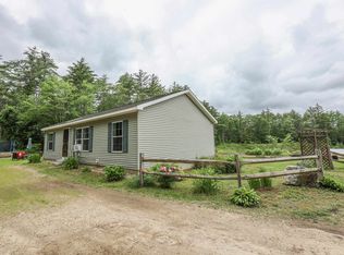9 Helena Dr, Goffstown, NH 03045
