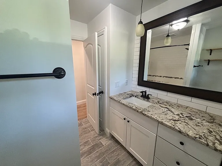 219 James Rd — Photo 16
