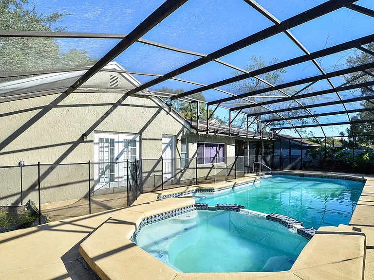 1400 Ponce De Leon Blvd — Photo 15