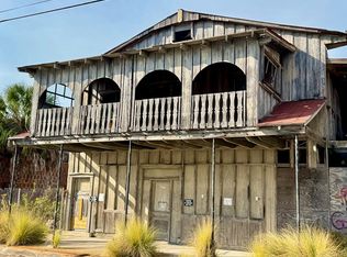 433 2nd St, Cedar Key, FL 32625