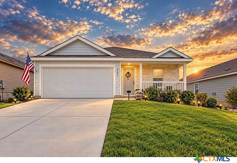 1st image of 913 Riviera Ct