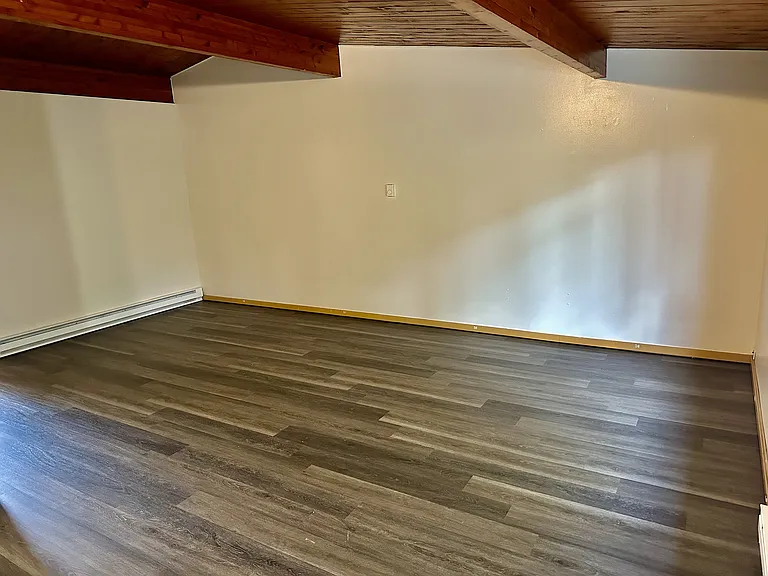 Exposed Beams