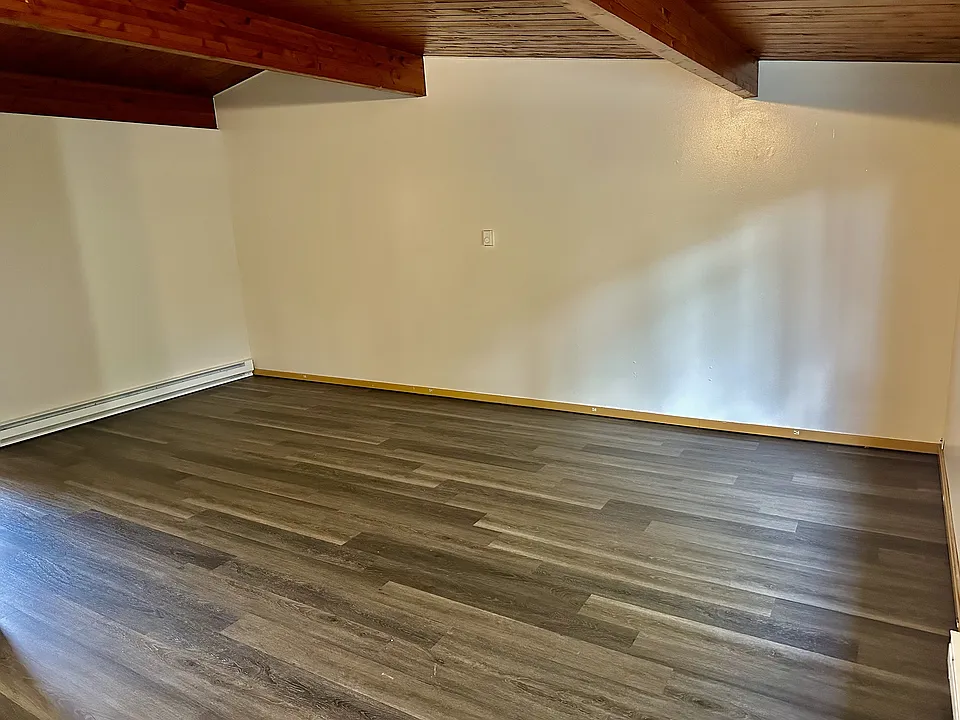 Exposed Beams