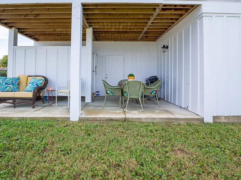 200 Annie Dr — Photo 36