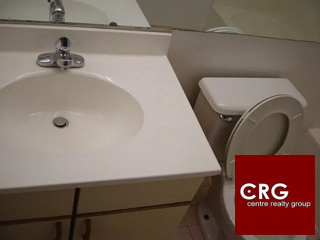 9 Knapp St #403 — Photo 6