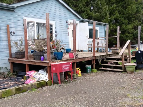 33861 Row River Rd #1, Cottage Grove, OR 97424