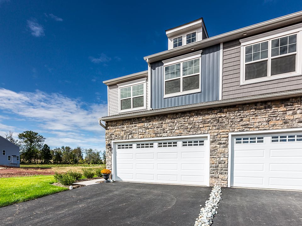 310 Ridgewood Drive