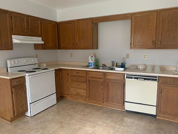 2nd image of 4639 Easton Ln