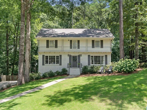 3455 Country Brook Ln, Vestavia, AL 35243