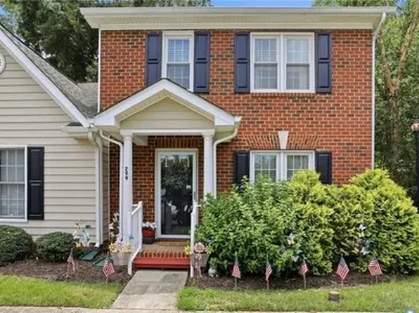 299 Robinson St, Ashland, VA 23005
