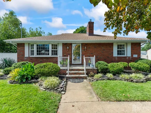 1912 Oxford Ave, South Plainfield, NJ 07080