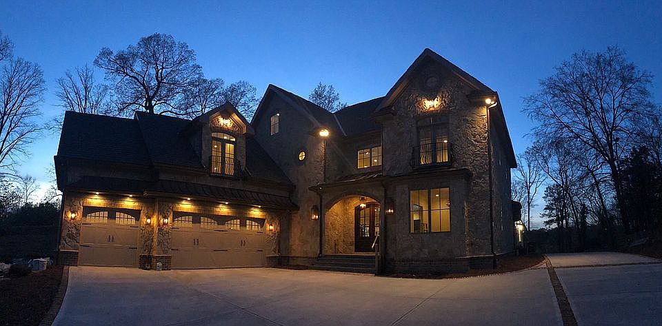 1st image of 4268 Woodland Brook Dr SE