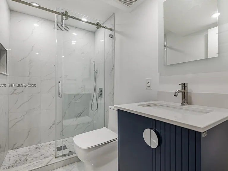 8411 SW 208th Ter — Photo 17