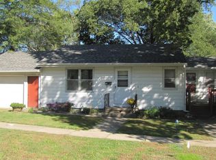 404 W Adams St, Mount Ayr, IA 50854