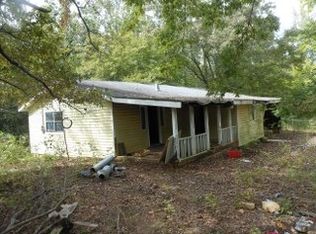 470 Laurel Hill Rd, Henderson, TN 38340