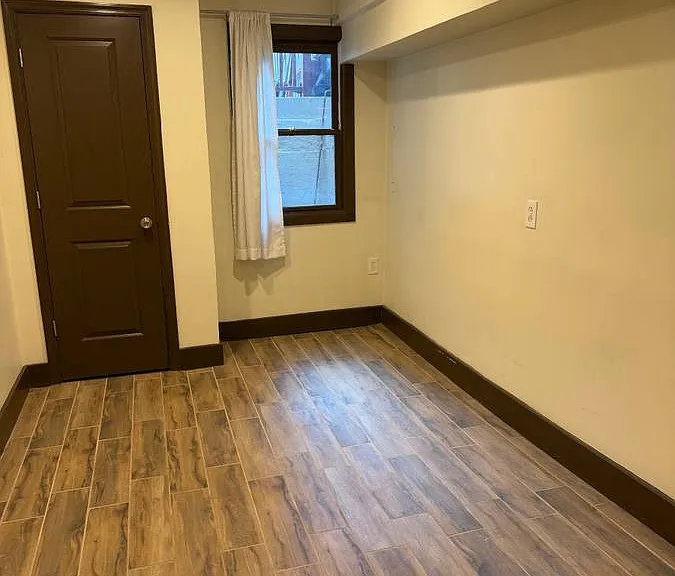 1513 T St NW — Photo 18