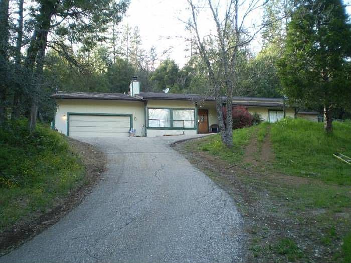 1st image of 10142 Commercial Ave
