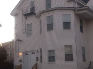 209 Pawtucket Ave, Pawtucket, RI 02860