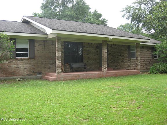 2nd image of 16043 Mesa Dr