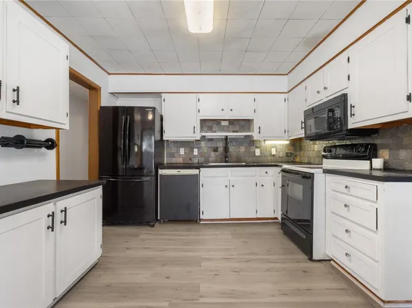 702 E Argyle St, Harrison, AR 72601