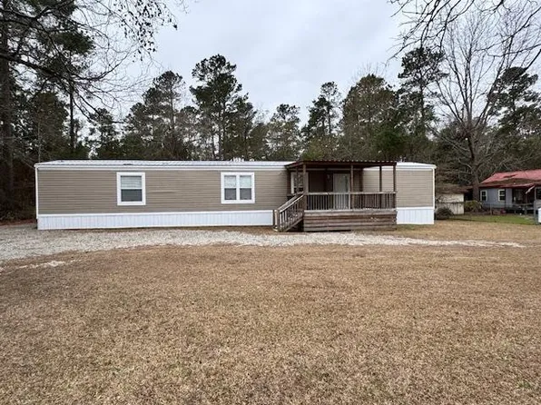1604 Hobbs Dr, Summerton, SC 29148