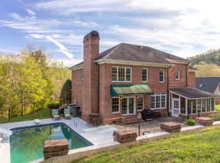 556 Falls Cir, Sylva, NC 28779