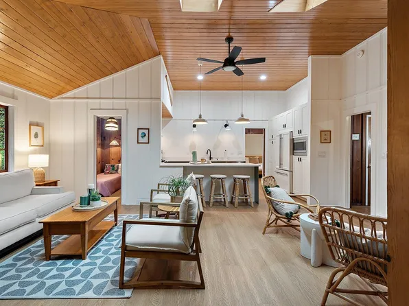 14725 Canyon 7 Road, Guerneville, CA 95446