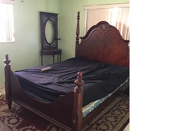 5th image of 512 Kanuga Dr APT 3
