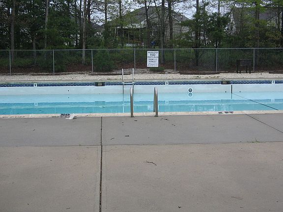 pool in complex