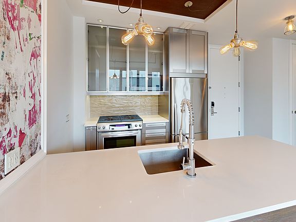 5th image of 395 Leonard St APT 421