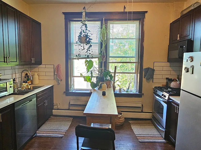 3201 S Halsted St — Photo 13