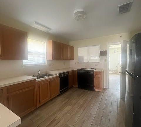 4th image of 425 Palm Valley Cir #425