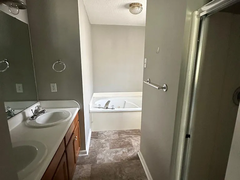 107 Winding Trl — Photo 8