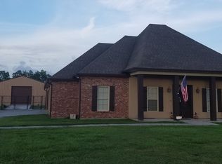 192 Canino Rd, Rayne, LA 70578