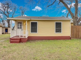 220 N Commerce St, Burleson, TX 76028