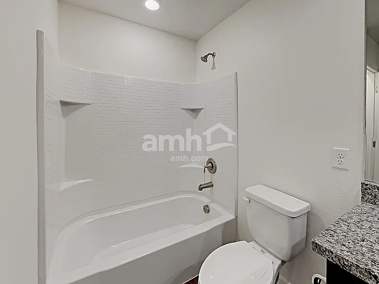 5884 Petronius St — Photo 20