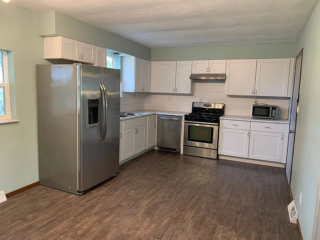 13567 1st St photo 1