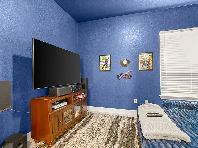 12810 Stanford Dr — Photo 17