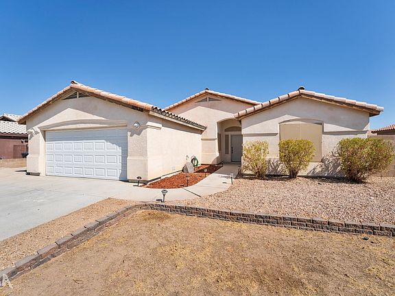 2nd image of 10538 E 38th Ln