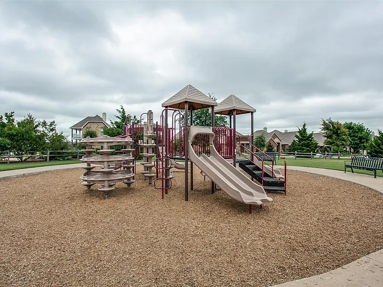 4200 Mesa Dr — Photo 21