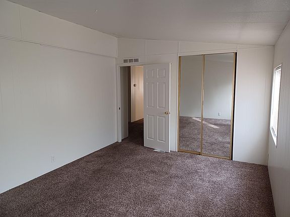 3rd image of 4164 Lady Lucille Ct
