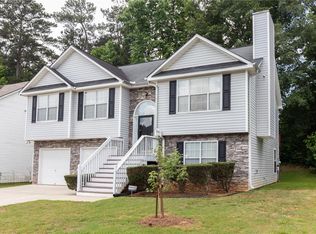 1909 Owens Trl, Rex, GA 30273